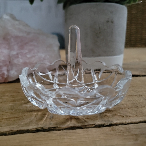 Lot of 3 Vintage Glass Ring Holders - Picture 6 of 8